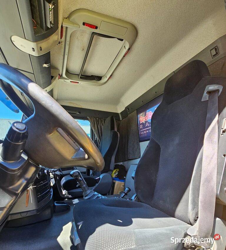 Wywrotka 8x4 z dzwigiem kabina Man do sprowadzenia Warszawa