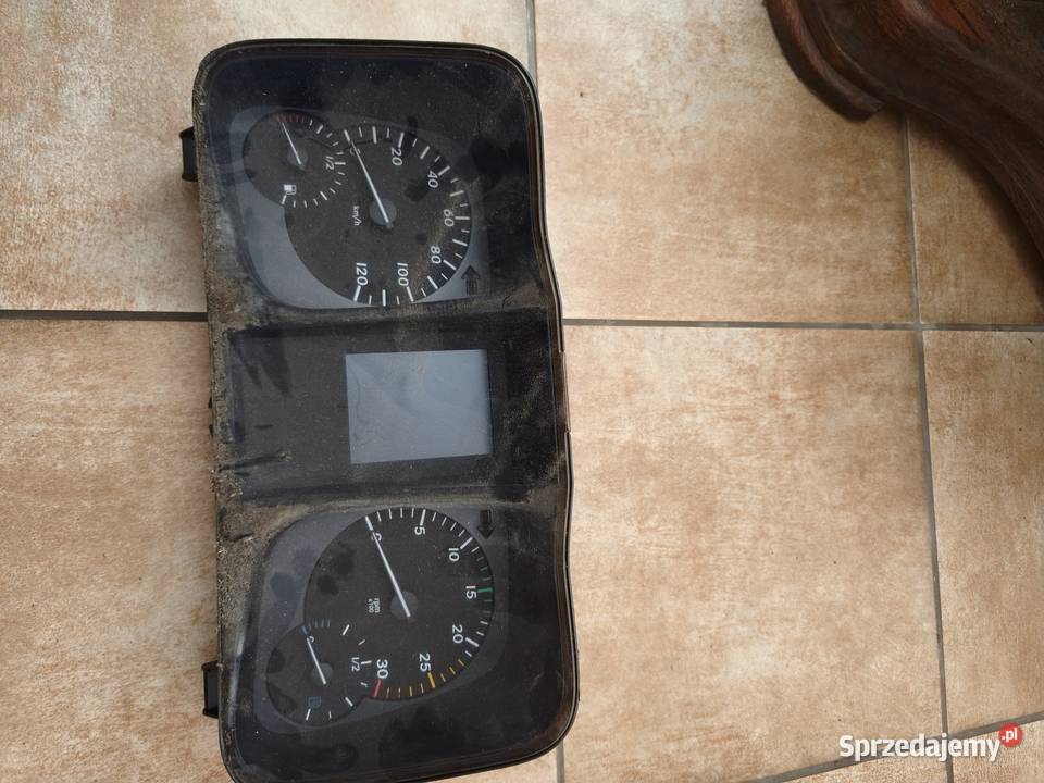 MercedesBenz A0104461721 Licznik zegary EURO 6 Nowiny sprzedam