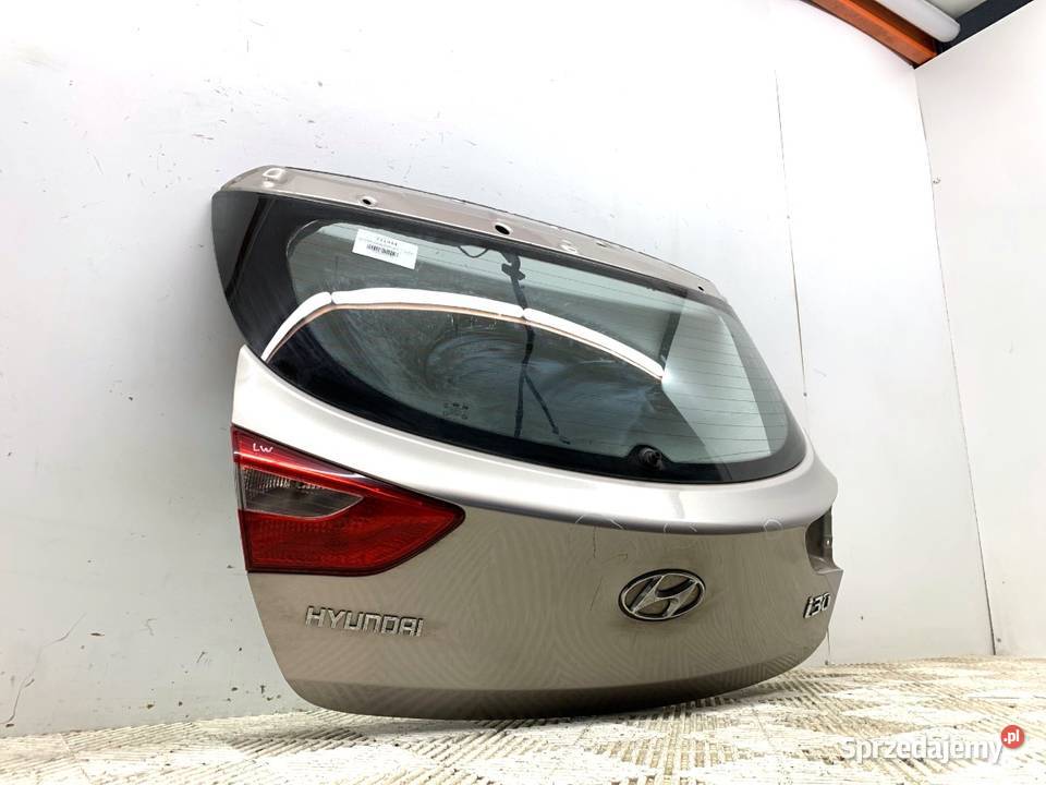 KLAPA TYŁ HYUNDAI i30 Hatchback WHITE BEACH