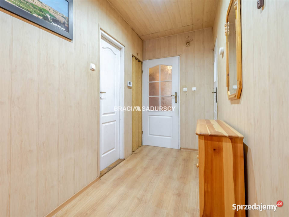 Dom wolnostojący sprzedam Pietrzejowice 195m2