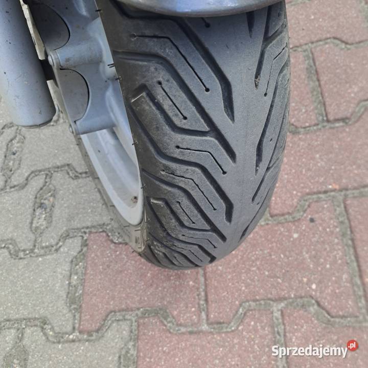 Sprzedam piaggio x8 2005r 125 23000km Czesławice