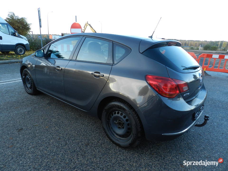 Opel Astra J klima 14i 5 drzwi 4/5