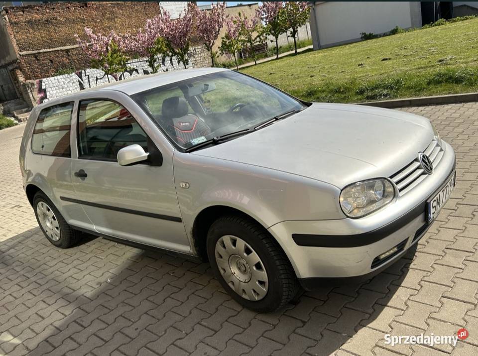 Volkswagen Golf 4 14 2003r sprawny śląskie