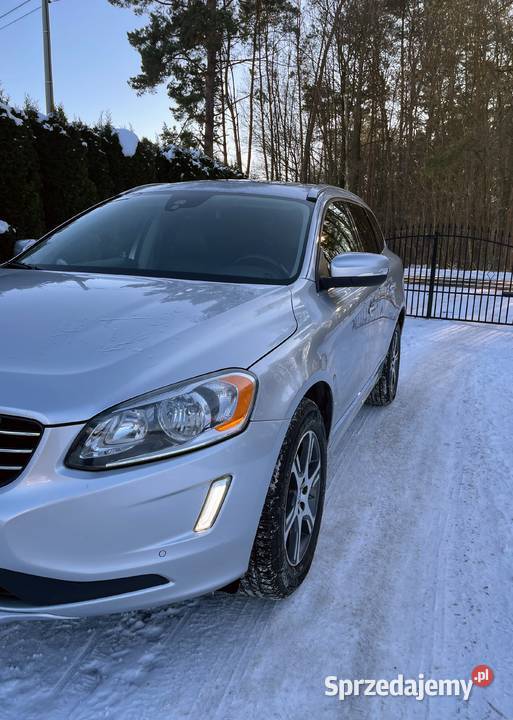 VOLVO XC 60 30 T6 304 4x4 Platinum Hańsk Pierwszy