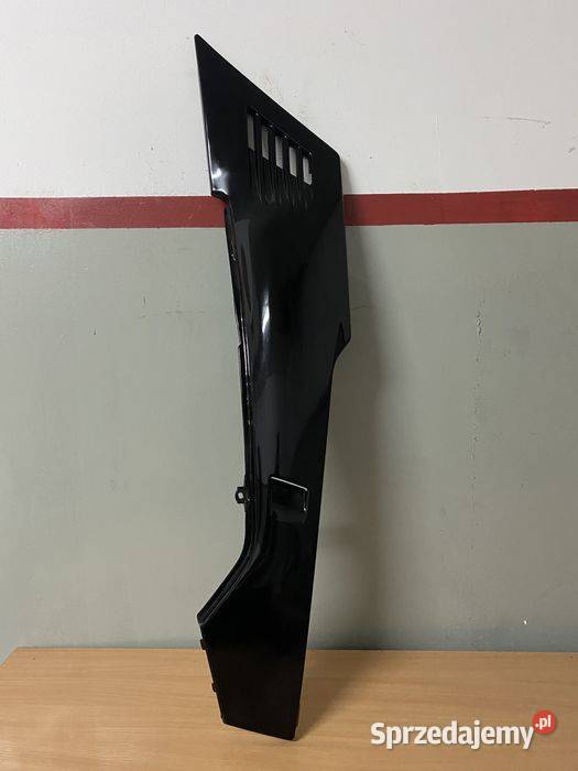 Yamaha FZ 750 700 Bok łyżwa owiewka lewa Poznań sprzedam