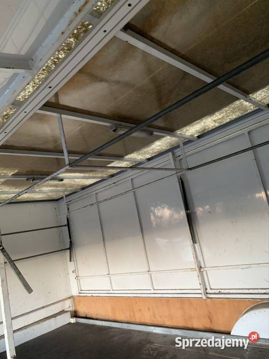 Zabudowa na pod busa