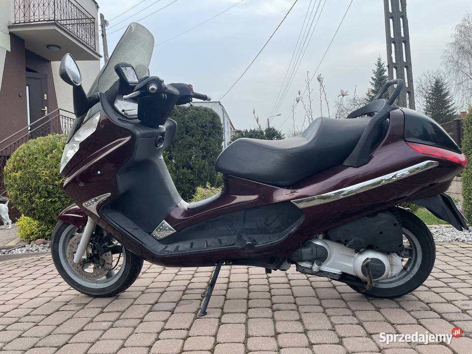Piaggio x8 200