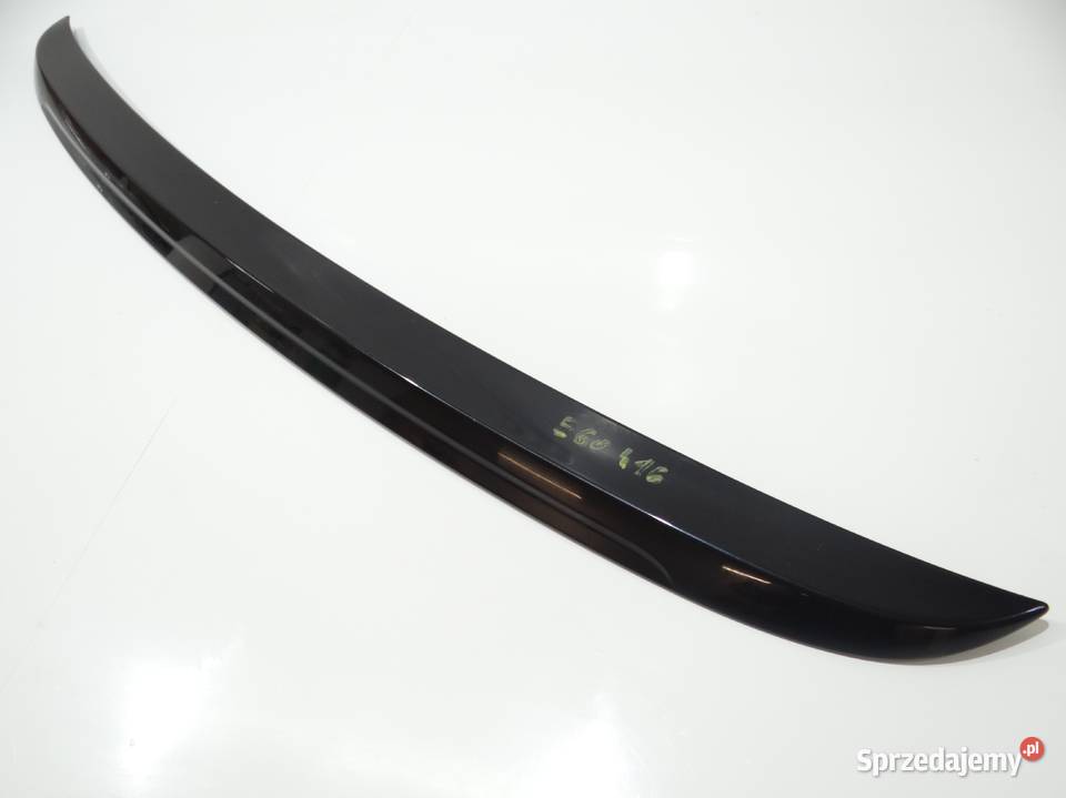 LOTKA NA KLAPE BMW E60 M PAKIET CARBONSCHWARZ osobowe