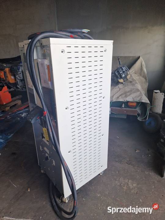 Magazyn energii UPS Zasilacz awaryjny 3fazowy