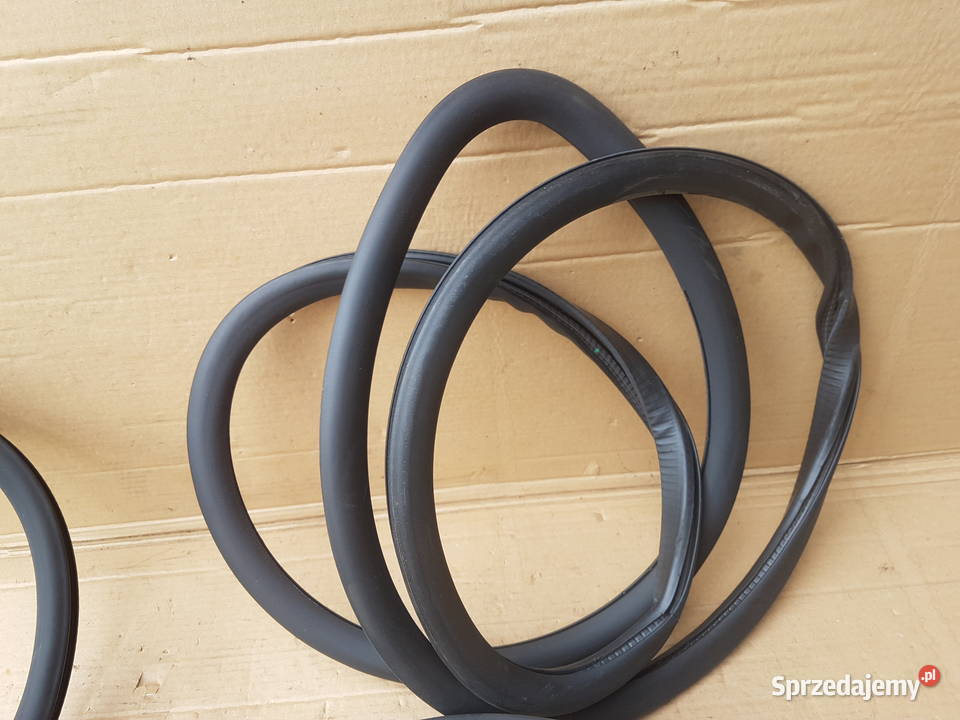 VW Phaeton uszczelki wnęki drzwi przód tył Motoryzacja dolnośląskie Legnica