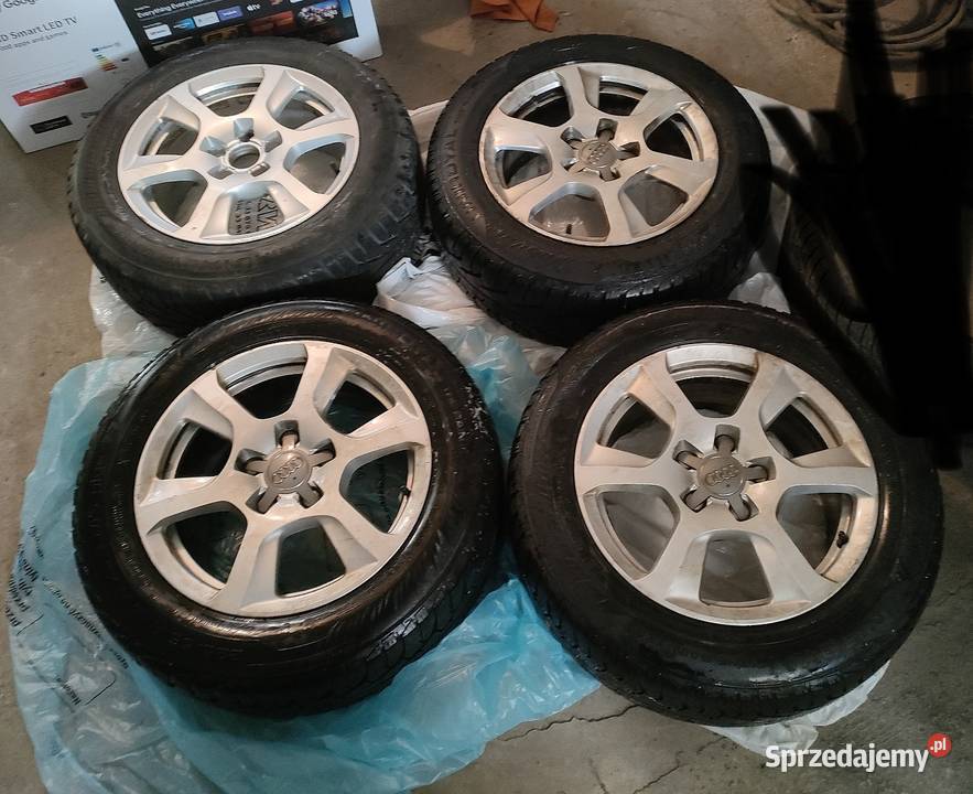 Felgi 16 z oponami zimowymi Audi Wieprz
