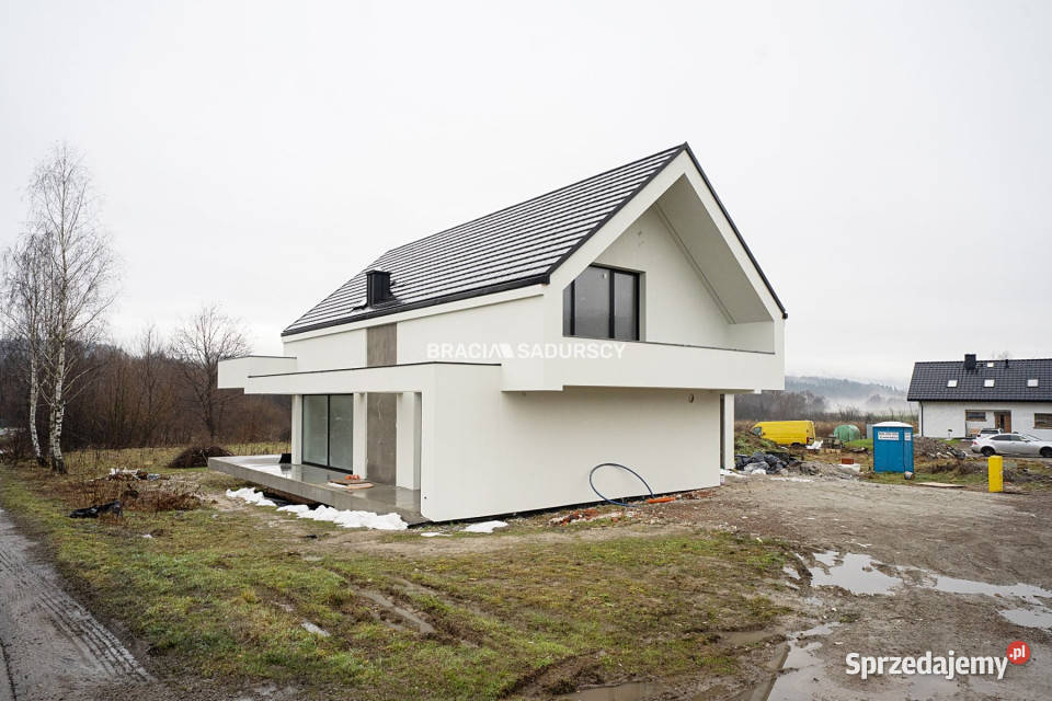 Dom wolnostojący Zawada Zawada 299 metrów