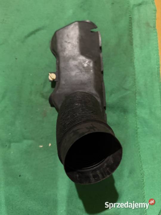 Osłona zaślepka tylna prawej lampy przód BMW e24