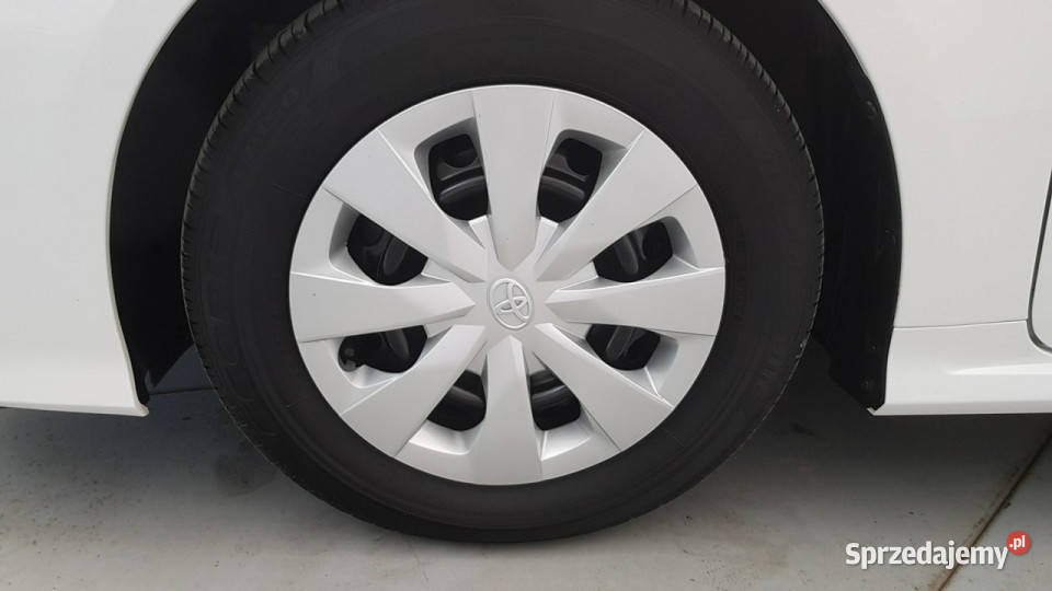 Toyota Corolla 15 Active Z Polskiego Salonu klimatyzacja