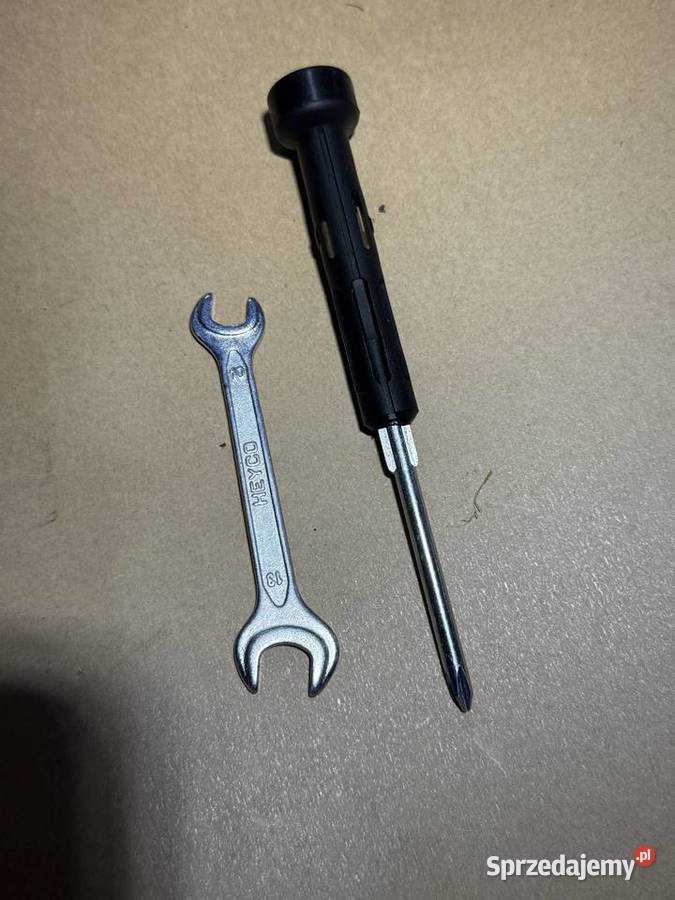 vw golf 4 zestaw dwóch kluczy Pozostałe Wyposażenie wnętrza