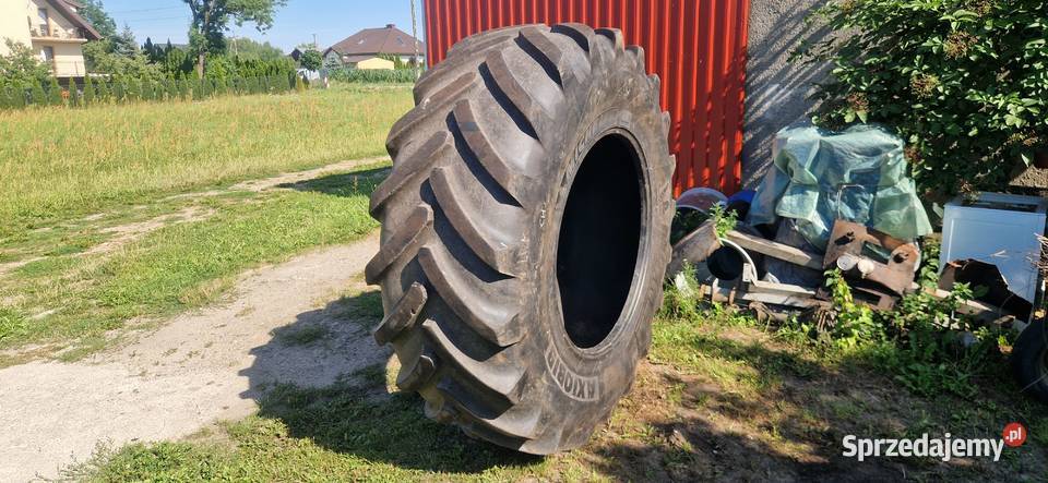 71075r42 Michelin Axiobib 70 bieżnik