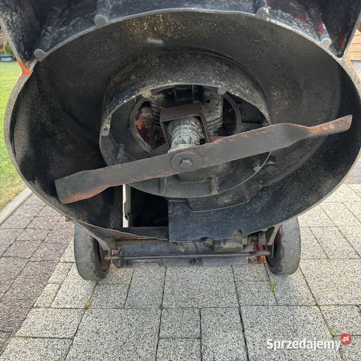 Kosiarka spalinowa Husqvarna R150SVH napęd kosz