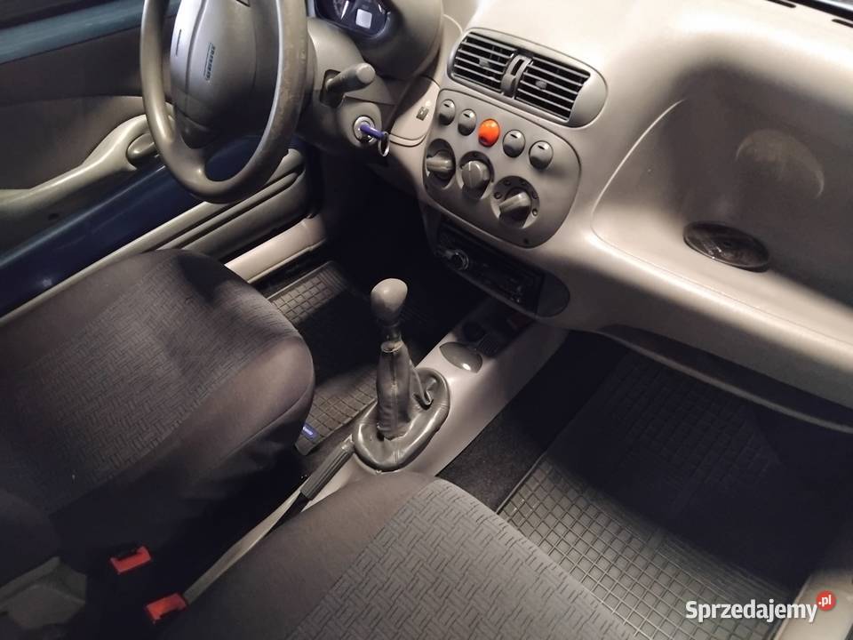 Ładne seicento niski przebieg Seicento