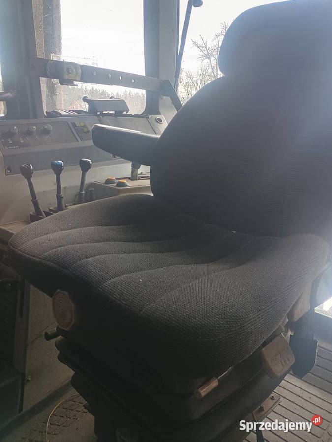 Valtra valmet 6400z ładowaczem czołowym Narew