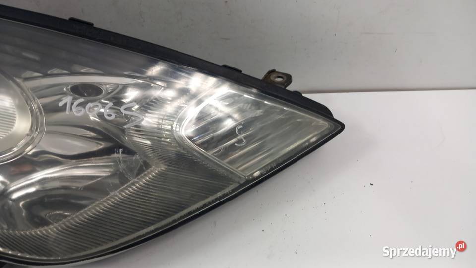 TOYOTA CELICA VII T23 LAMPA PRZÓD PRAWA SOCZEWKA osobowe Lampy przednie wielkopolskie Zbierkowo