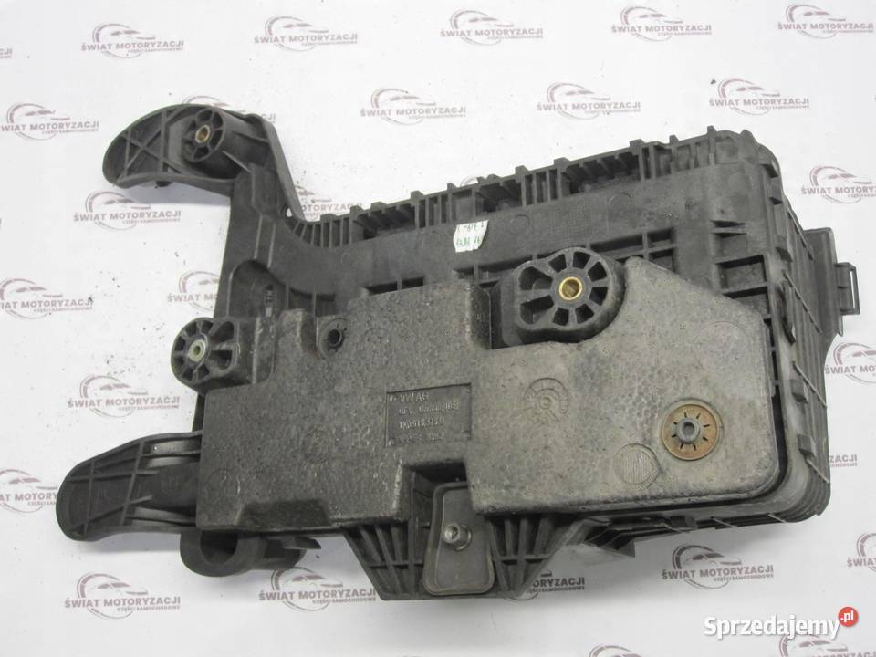PASSAT B7 13r obudowa akumulatora 1K0915333 Motoryzacja