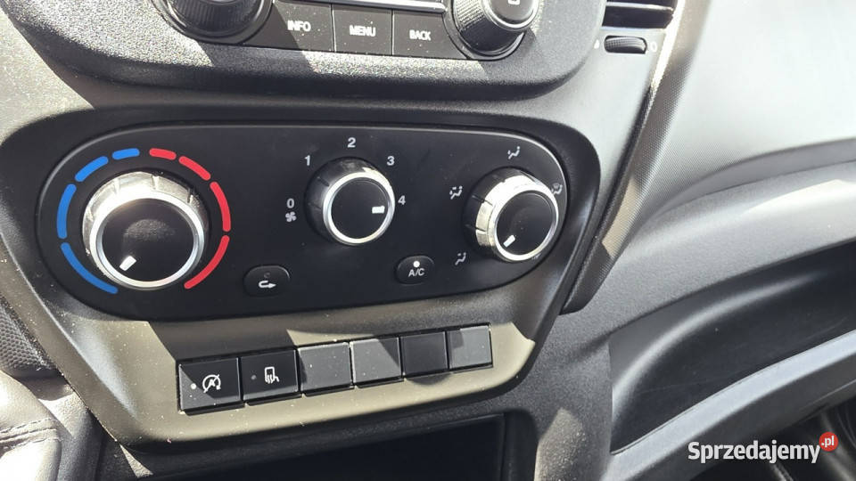 Iveco Daily 35S14 klima 3 osobowy pojedyńcze możliwa zamiana Chełm Śląski