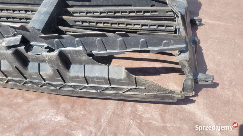 BMW 2 F45 F46 ŻALUZJA KIEROWNICA POWIETRZA osobowe