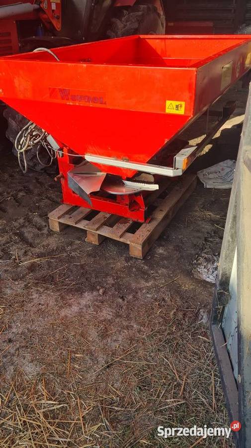 Rozsiewacz nawozu Woprol 800 siewnik do nawozu