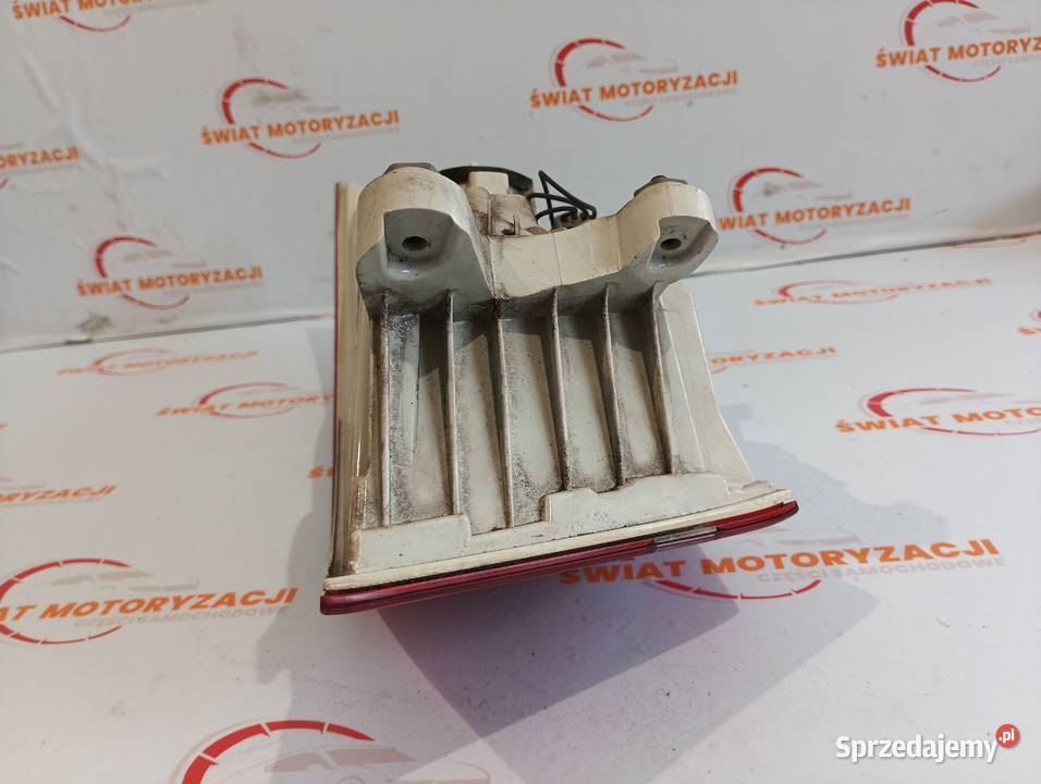 JAGUAR XE 16r lampa prawa tył osobowe Kielce