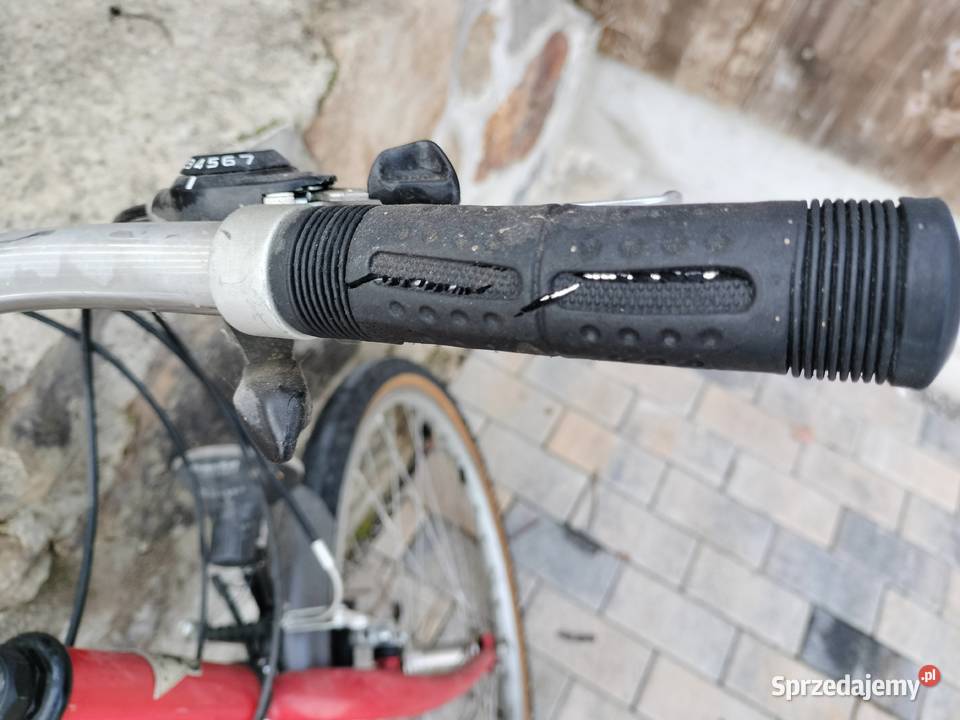 Czerwony stary rower męski Canyon active Miejskie Urszulin