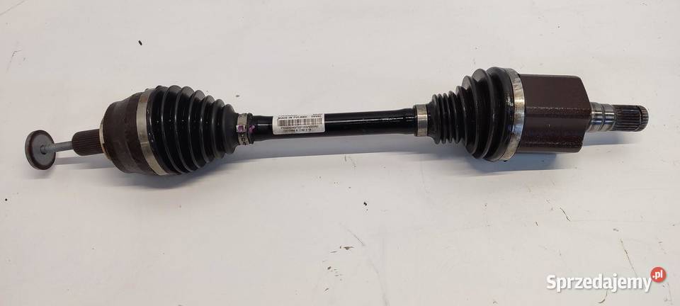 VOLVO XC40 PÓŁOŚ LEWY PRZÓD 32339046