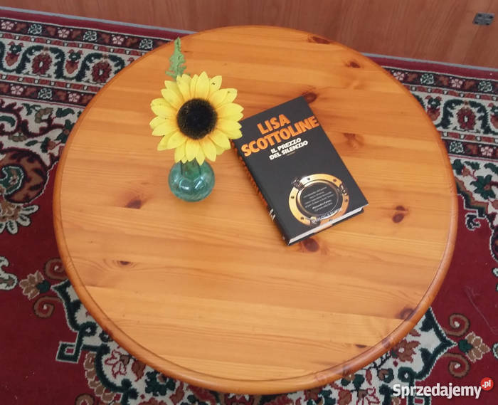 Okrągły stolik sosnowy