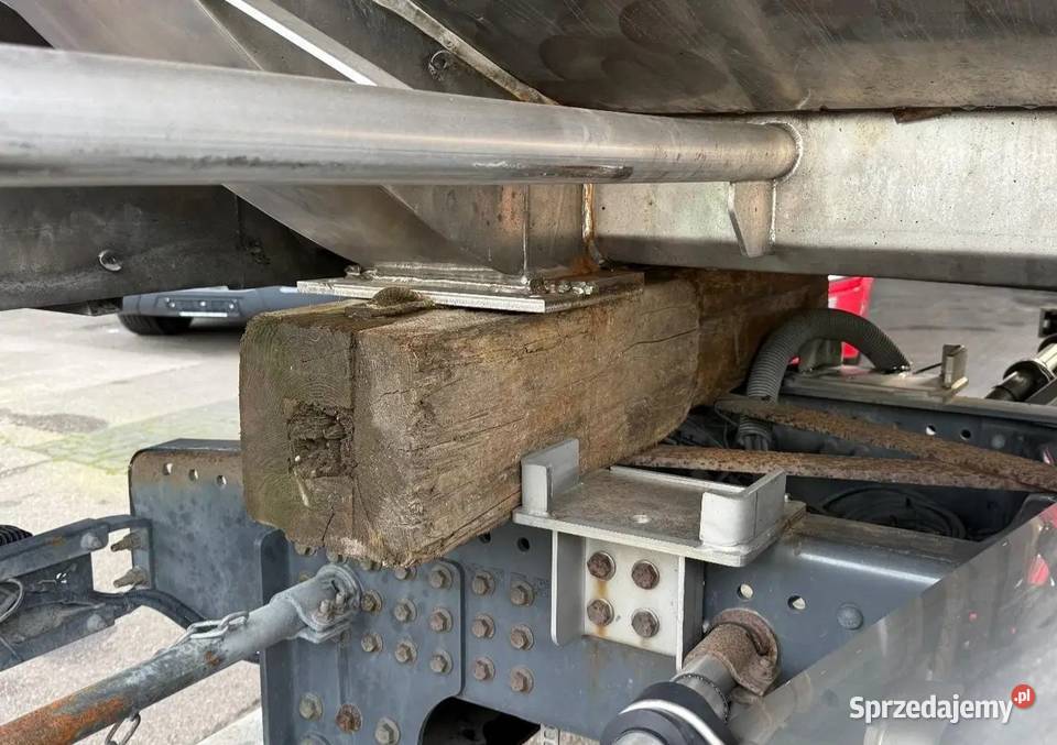 Cysterna do mleka wody pitnej Scania jedno łóżko Biała Podlaska