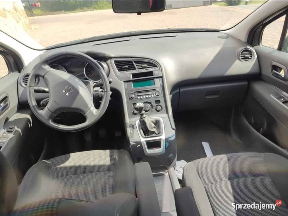 Samochód osobowy Peugeot 5008 Chełmiec