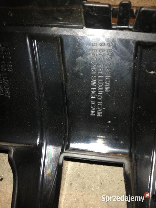 GRILL NERKI BMW 2 U06 2022 osobowe Zbaków Górny sprzedam
