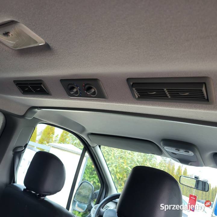 Renault Trafic Passenger możliwość wynajmu 115KM Trafic mazowieckie Góra Kalwaria