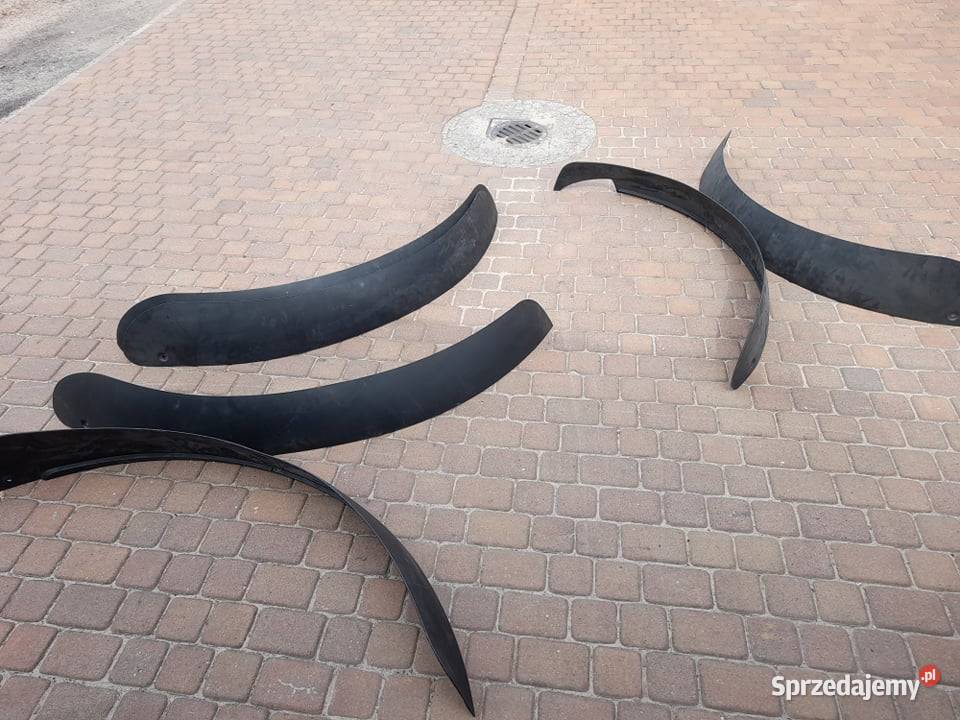 poszerzenie błotników tył DeutzFahr Same nieuszkodzony Koszanowo