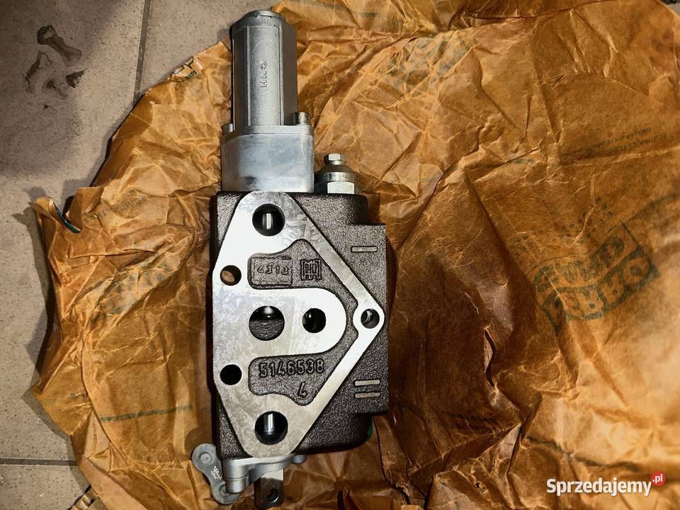 84285895 5146538 Zawór Farmall T4 T5 CASE mazowieckie Warszawa