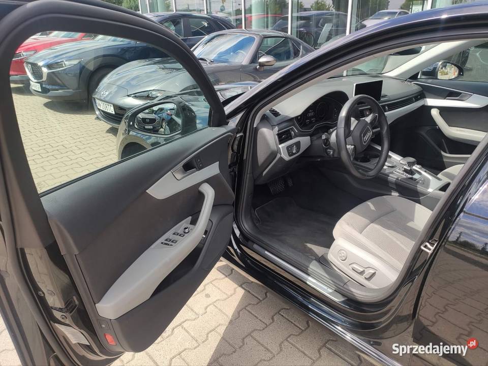 Audi sedan A4 b9 Rok produkcji 2017 Środa Wielkopolska sprzedam