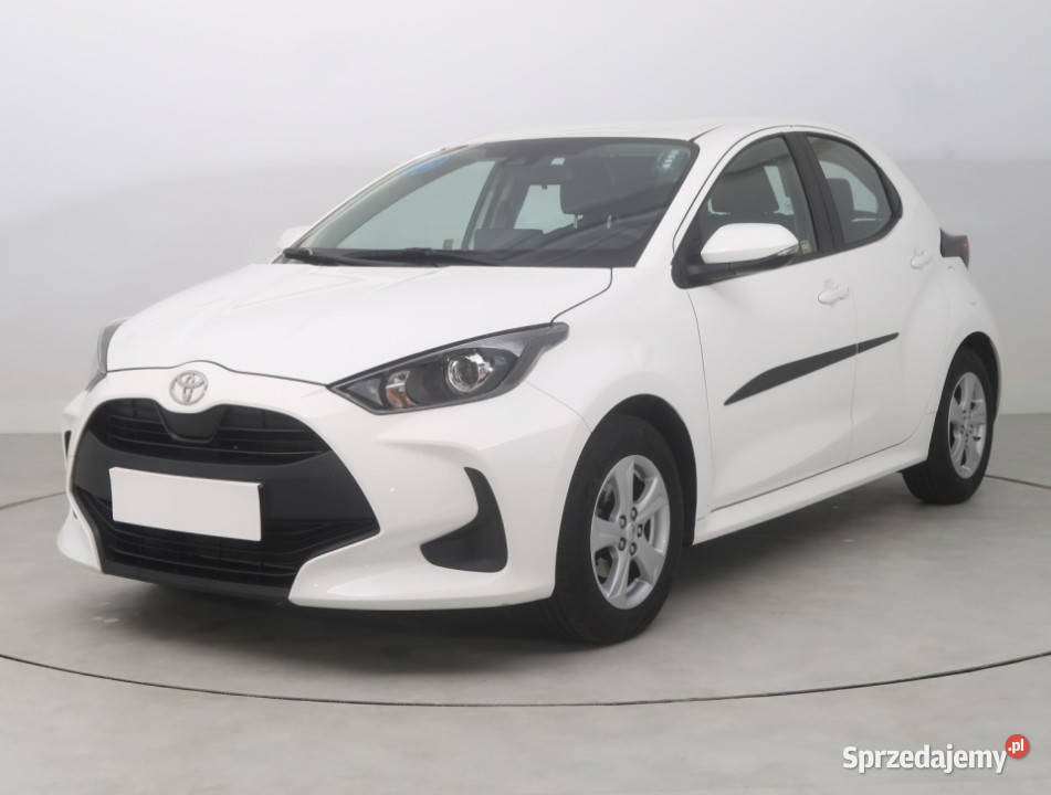Toyota Yaris 15 VVTi pierwszy właściciel sprzedam