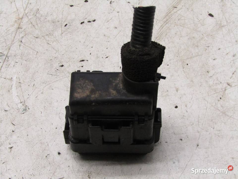 SKRZYNKA BEZPIECZNIKÓW 22 IDTEC HONDA CRV CRV IV osobowe sprzedam