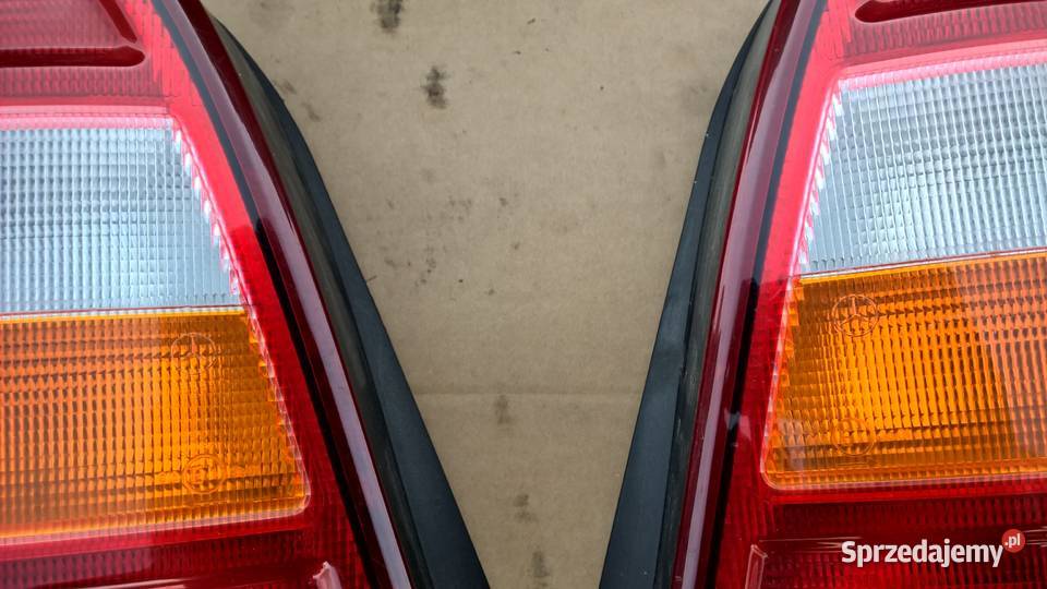 Lampy tylne prawa lewa Mercedes aklasa w168 Chełm