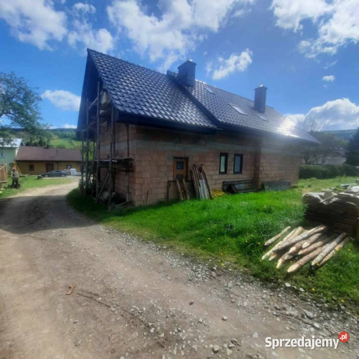 Nowy ładny dom do wykończenia w spokojnej małopolskie