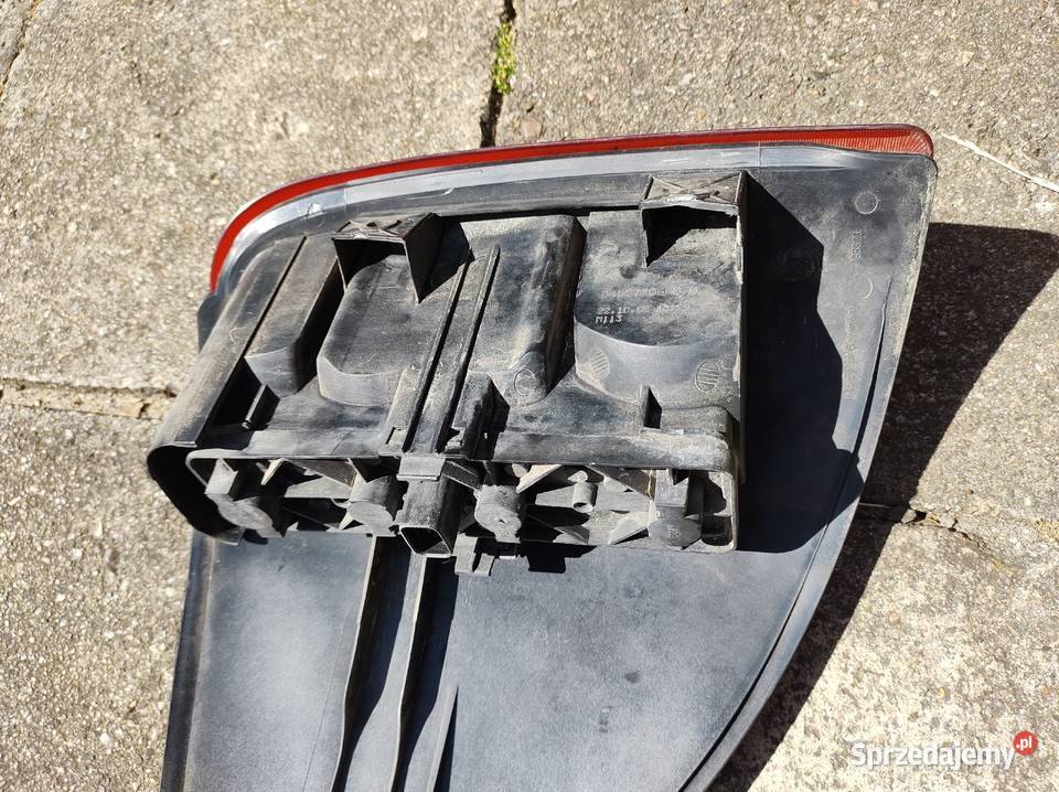 Chrysler Voyager IV lampa prawa tył tylna tylnia Oświetlenie sprzedam