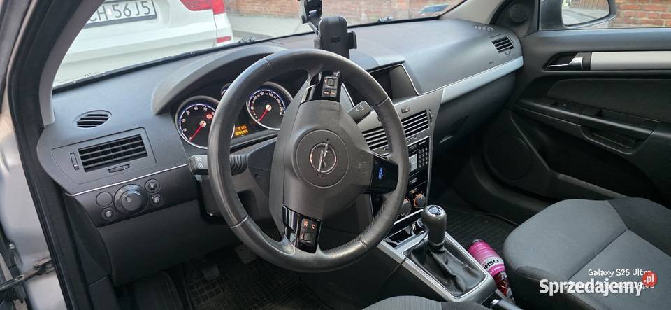 Opel Astra GTC 16 ESP