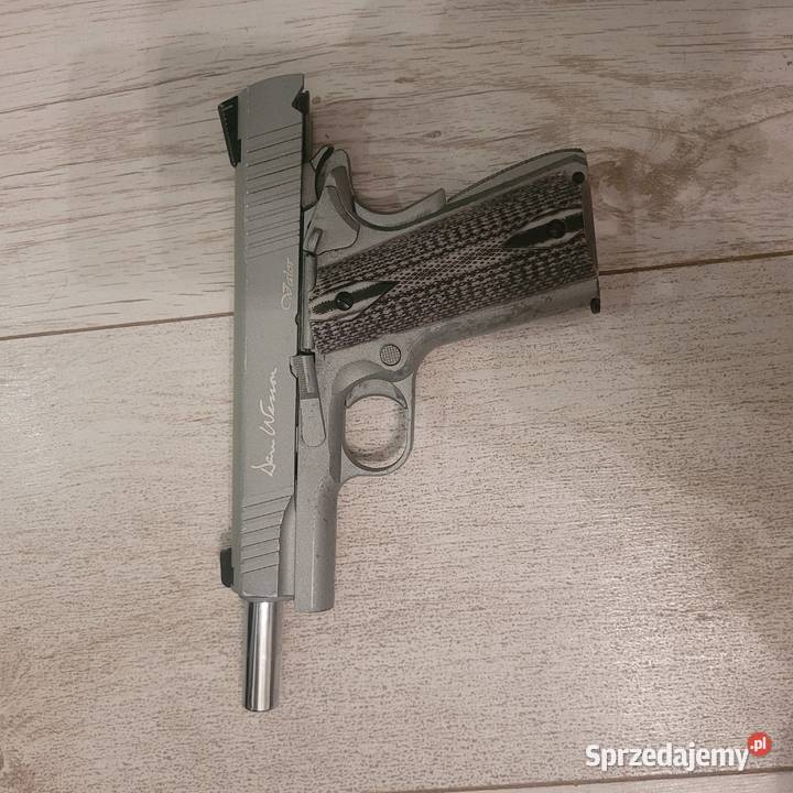 Dan Wesson pistolet na co2 6mm łódzkie