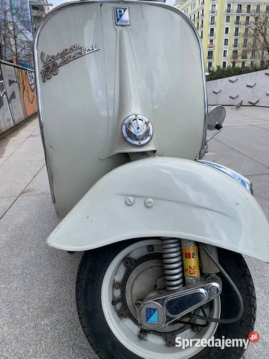 Vespa Sprint 150 1964 Kremowa Klasyka Z Katowice