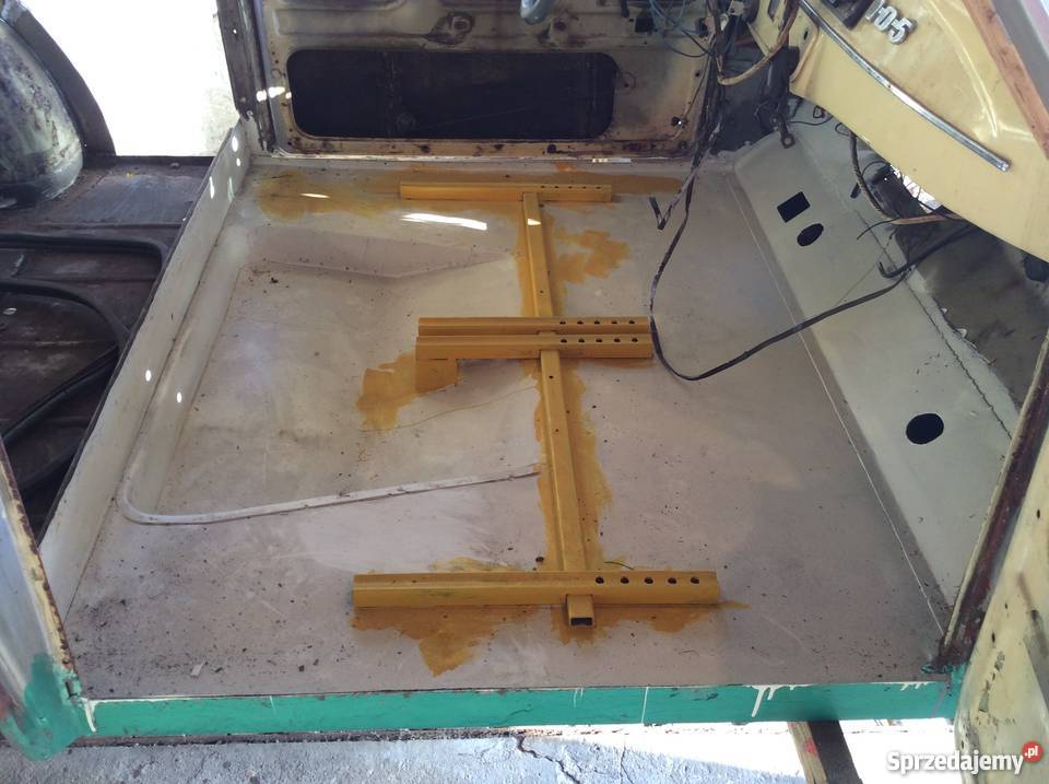 syrena 105 do renowacji rocznik 80 wielkopolskie Tarnowo Podgórne