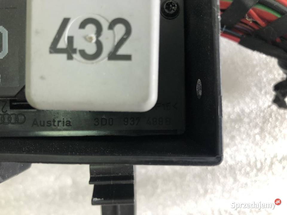 SKRZYNKA BEZPIECZNIKÓW 3D0937499B VW PHAETON osobowe