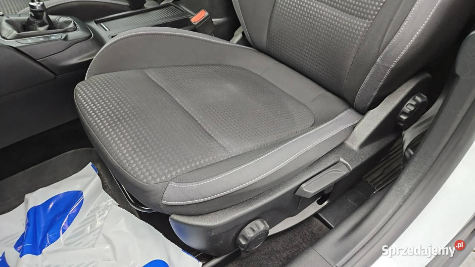 Ford Focus EcoBlue SCR Connected Z Polskiego biały Warszawa